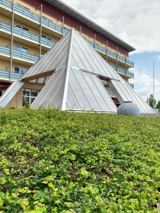 Kurhotel Pyramide Bad Windsheim Luaran gambar