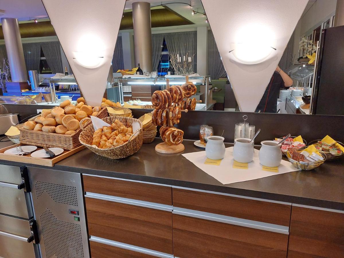 Kurhotel Pyramide Bad Windsheim Luaran gambar