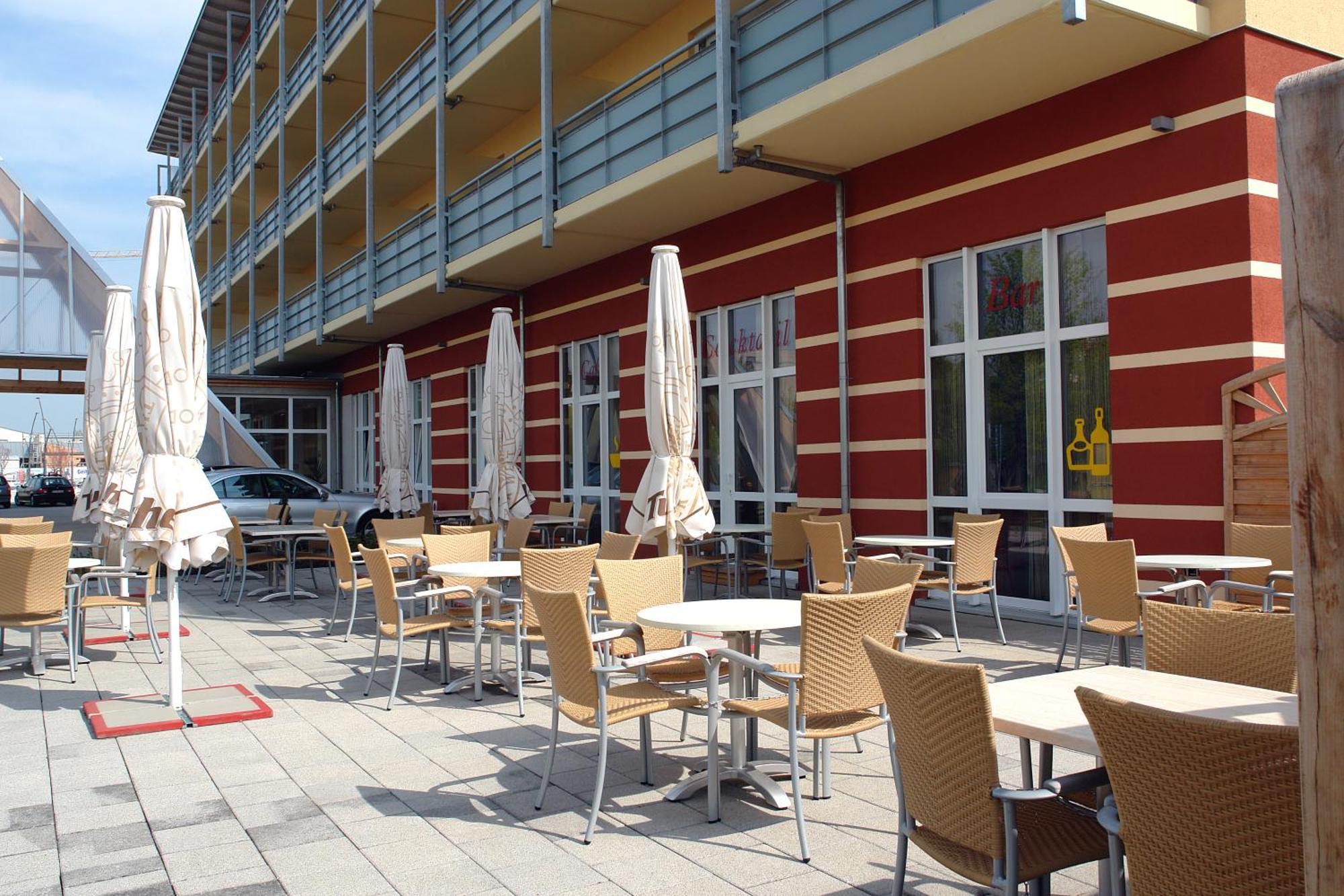 Kurhotel Pyramide Bad Windsheim Luaran gambar