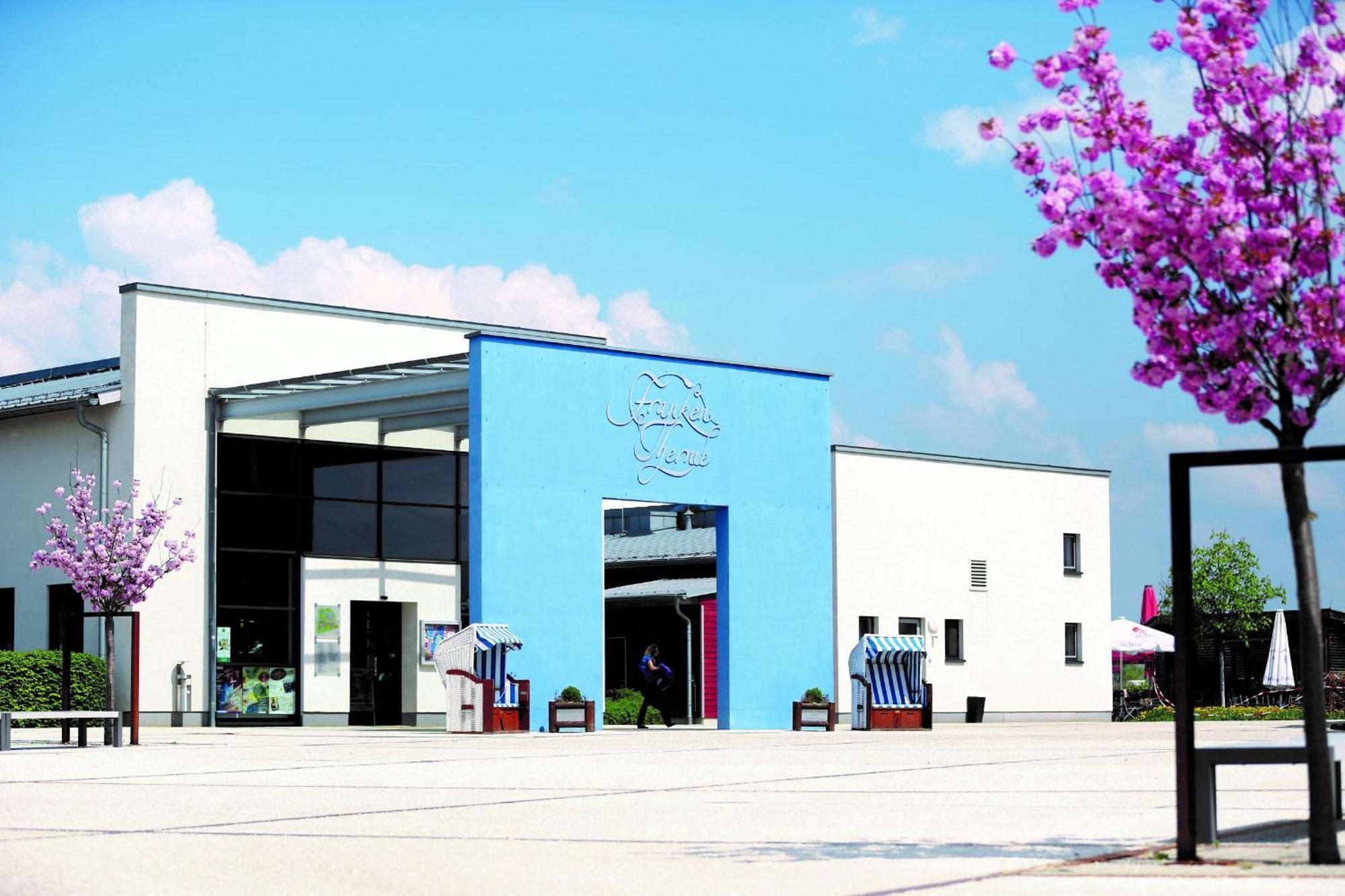 Kurhotel Pyramide Bad Windsheim Luaran gambar