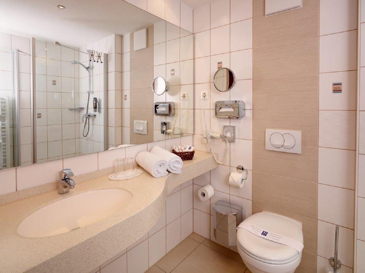 Kurhotel Pyramide Bad Windsheim Luaran gambar